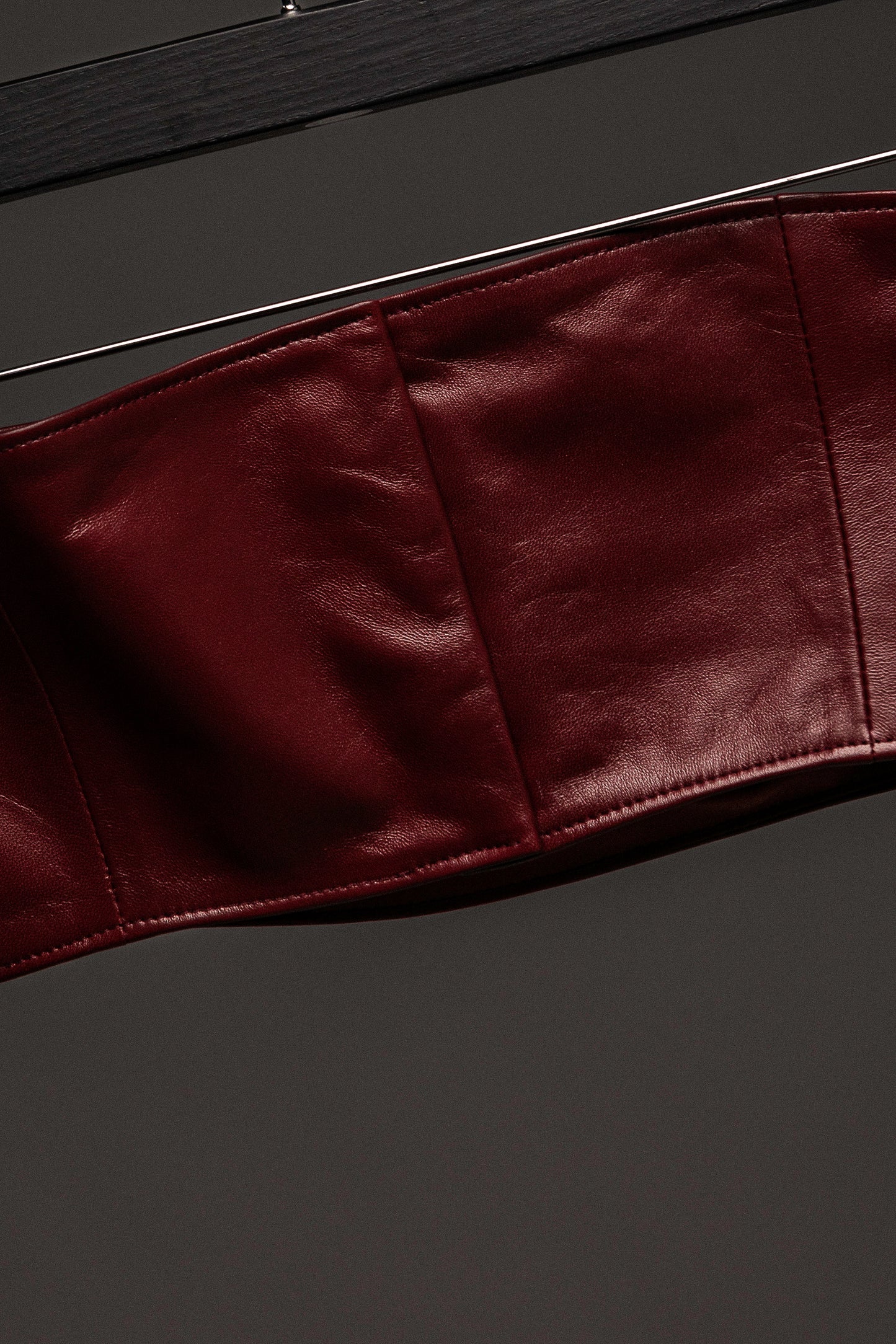 TOP BURGUNDI